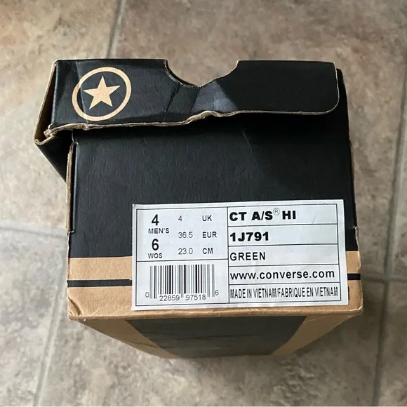 Converse Chuck Taylor Green High Top Sneakers- women’s 6- NWB - Picture 11 of 11